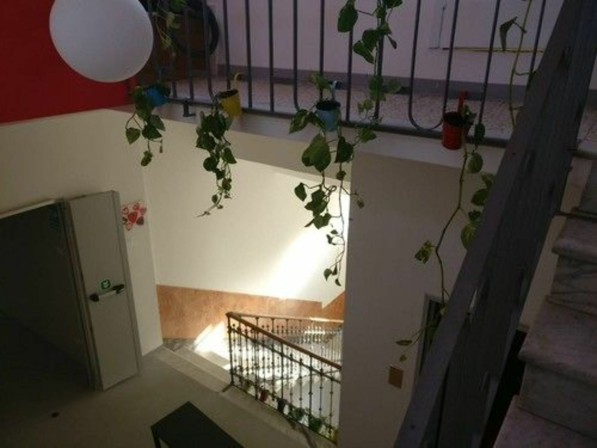 Babila Hostel Milano Exteriör bild