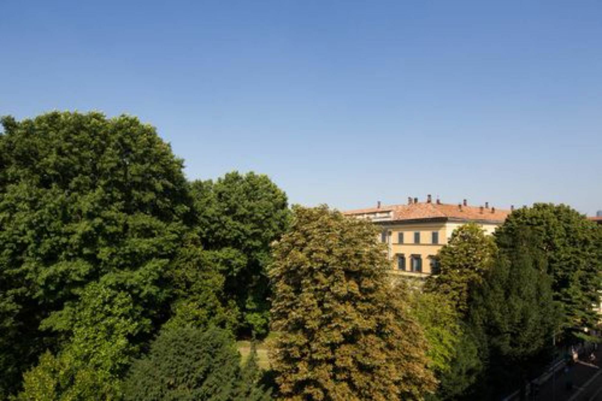Babila Hostel Milano Exteriör bild